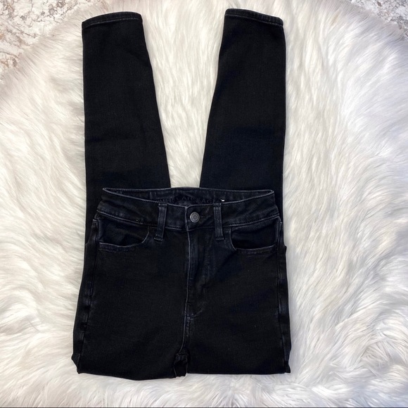 American Eagle Super High Rise Jegging SHORT 00 Black Stretchy - Picture 1 of 5